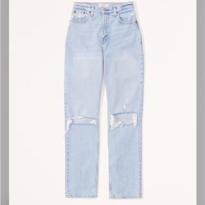 Abercrombie Curve Love Ultra High Rise 90s Straight Jean 30/10L Medium Destroy